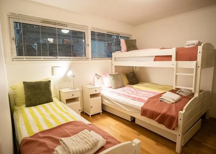 Family Escape, Nature Close, Easy * Tromsø